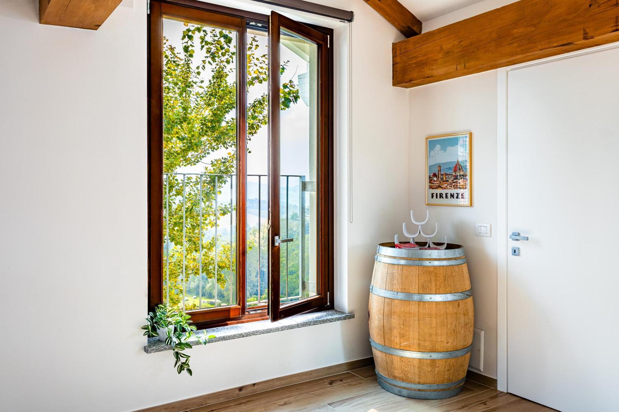 Charming Barolo Wine Loft Hotel Monforte D'Alba Exterior photo